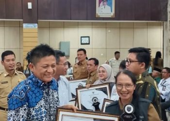 Bank Sampah Dagadu Juara 1 Lomba Inovasi Daerah OKU Timur lewat Program “Krasibu”