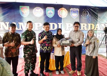 Siap Wujudkan Indonesia Swasembada Pangan, Bupati OKU Timur Tanam Padi Perdana Program Cetak Sawah