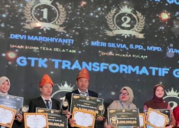 Menyalakan Terang dari Sekolah Sederhana, Ketulusan Guru OKU Timur yang Menginspirasi Provinsi