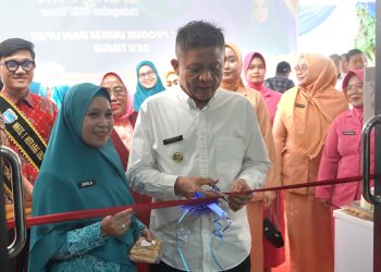 Bupati Enos Launching Warung PKK, Antara Gebrakan atau Gimmick?