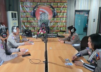 Sosialisasi Operasi Zebra, Polres OKU Timur Sapa Pendengar Radio BKM