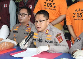 Polres OKU Timur Amankan 2,5 Kilogram Ganja dari Dua Tersangka