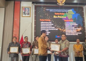 Disdikbud OKU Timur Raih Tiga Penghargaan Pendidikan Bergengsi Tingkat Sumsel